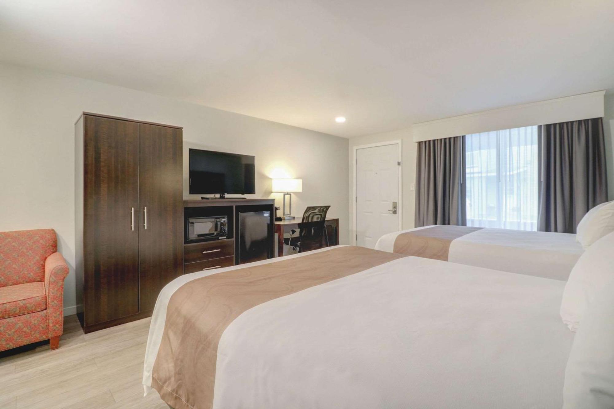 Quality Inn & Suites Lincoln Dış mekan fotoğraf